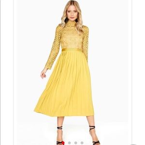 Little Mistress Pleated lace midi dress
